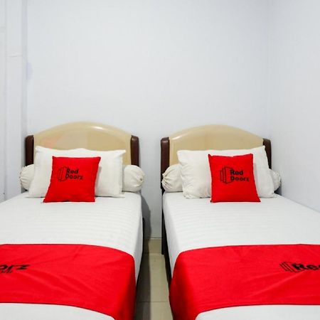 Reddoorz @ Hotel Bravo Pantai Kamali Bau Bau Baubau Exterior foto